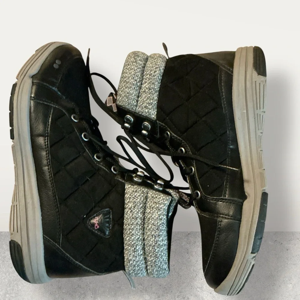 🌸RYKA AURORA BLACK QUILTED BOOTS